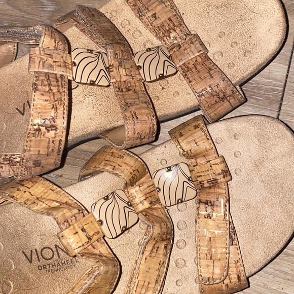 Vionic Amber cork sandals size 9 - Picture 5 of 8
